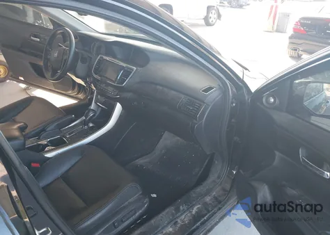 2016 Honda Accord Ex-L V-6 z USA, uszkodzony, nr VIN 1HGCR3F88GA034615